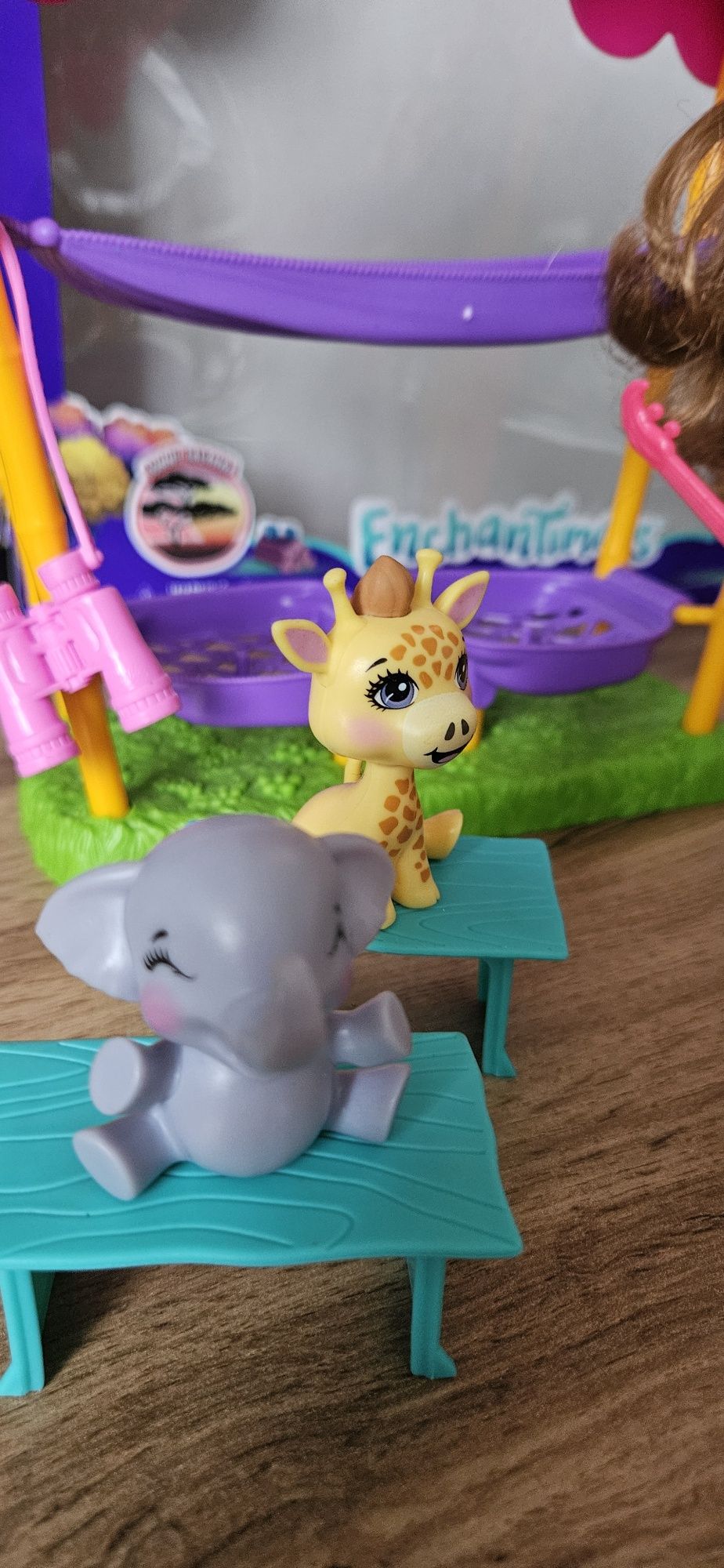 Enchantimals biwak na sawannie mattel