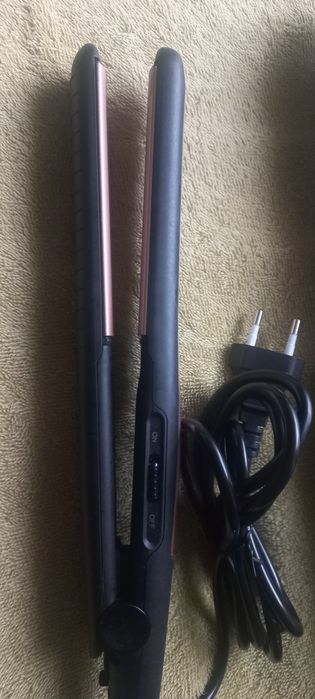 Вирівнювач волосся