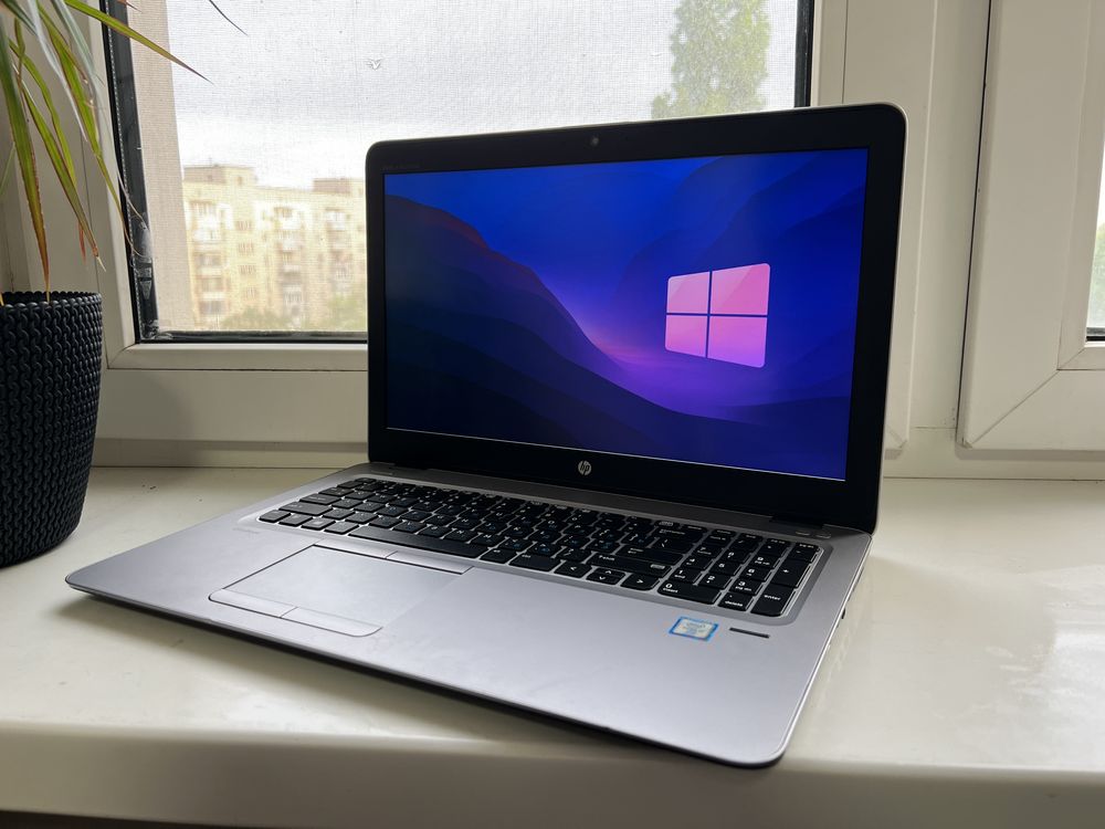 Ноутбук HP Elitebook l i7 6600 l r7 365m l 12gb ddr4 l ssd 256 m2 l