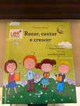 Livro "Rezar, cantar e crescer"