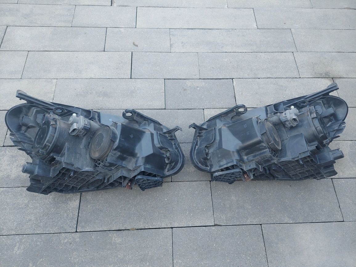 Reflektor lampa przód prawa lewa /europejska/ Nissan qashqai j10 lift