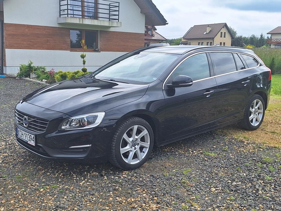 Volvo V60 2.0 Webasto Klimatronik Ksenon Nawigacja Alufelgi