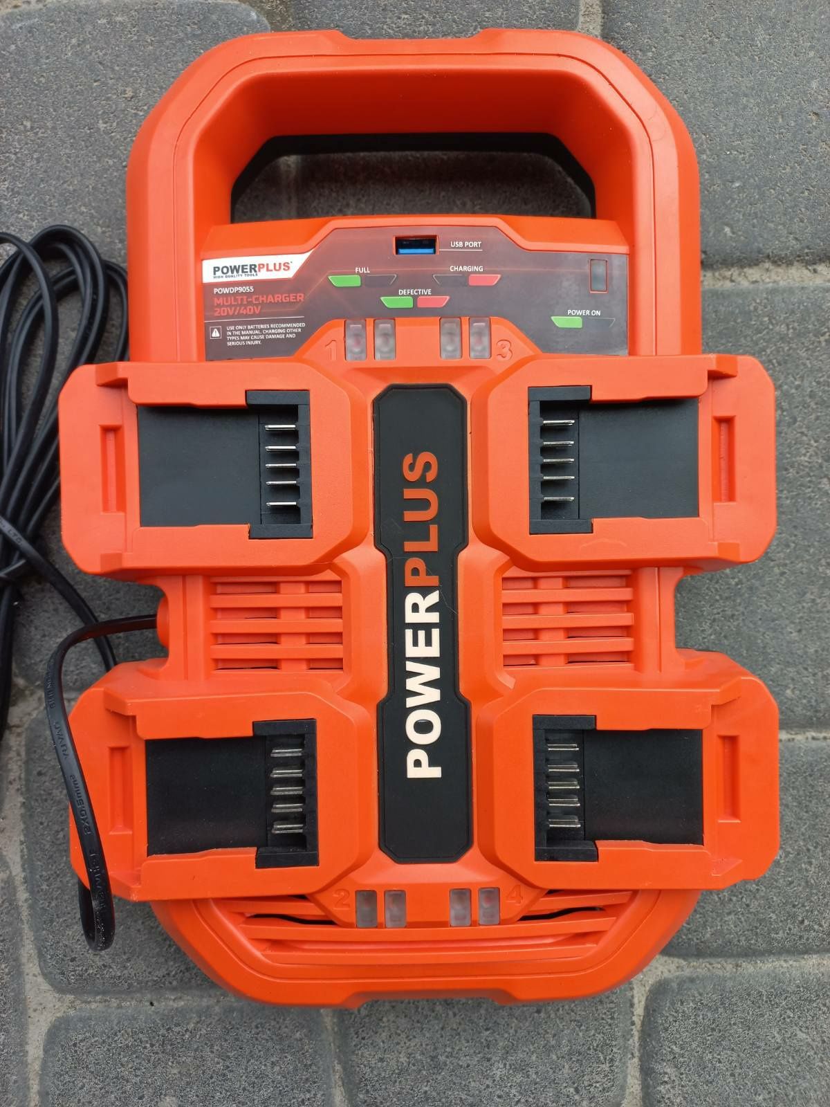 Зарядний пристрій powerplus powdp9055