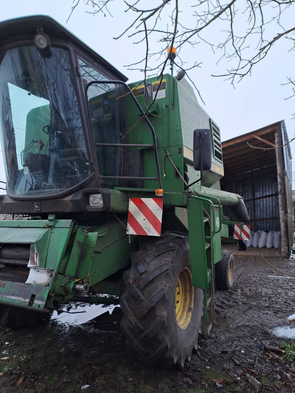 Продам комбайн John Deere 1174