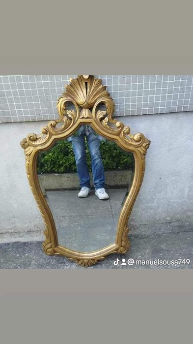 Vendo este espelho muito bonito bom estado