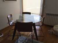 Mesa  jantar tampo vidro redondo 130diametro e 4 cadeiras