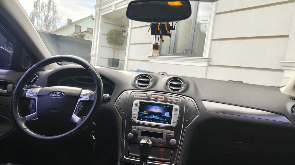 Ford Mondeo 2.3 (автомат)