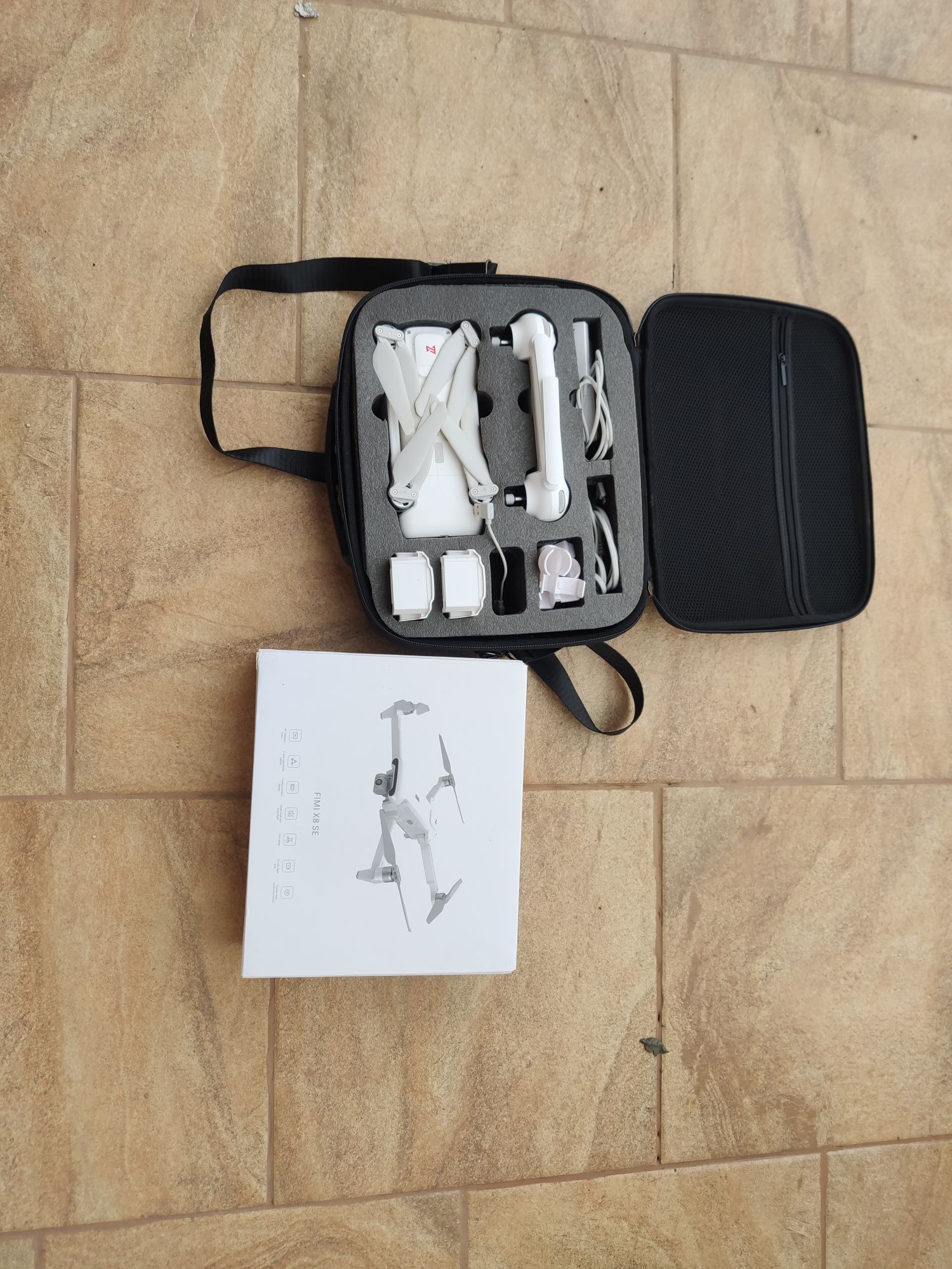 Dron fimi X8 se.