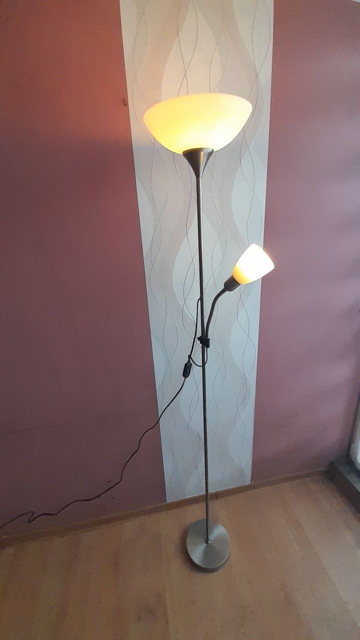 Lampa  podłogowa