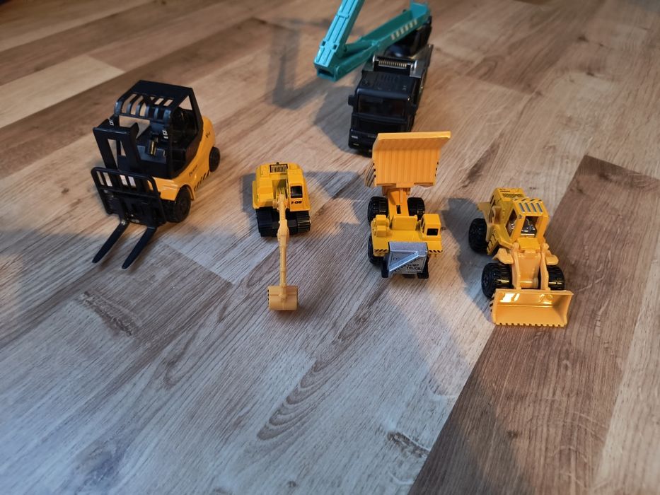 Samochodziki budowlane