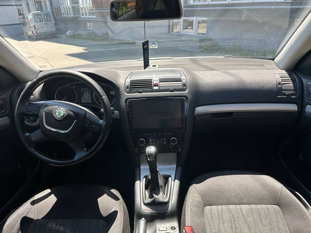 Продам Skoda Octavia в хорошому стані , по ходовій без стуків