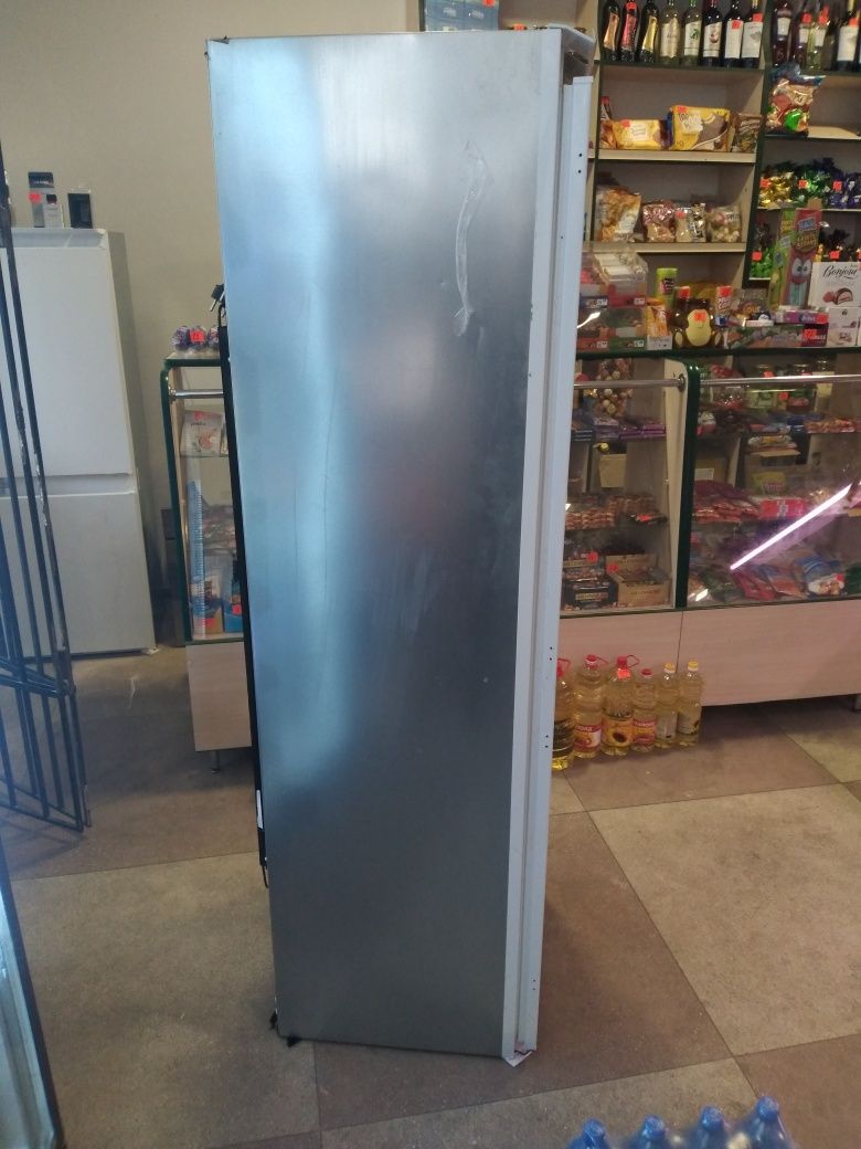 Продам холодильник під забудову Frosting 503.660.54