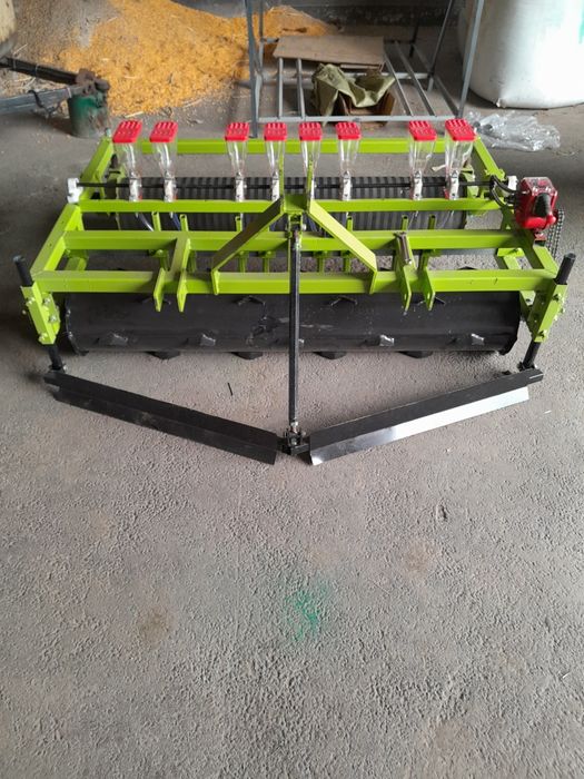 Сівалка овочева СО 12