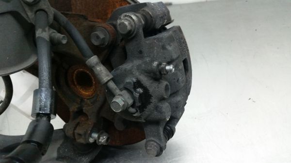 Pinça travão / maxila de travão frente esquerda FORD Fiesta VI (CB1, C