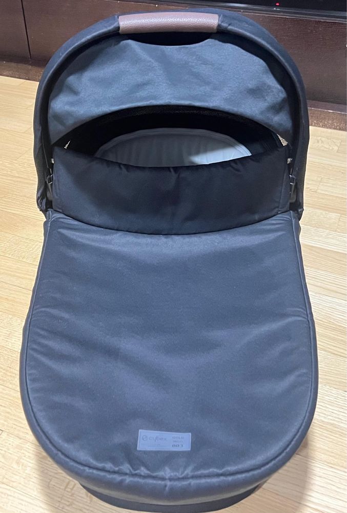 Продам люльку Cybex Melio чорного кольору