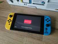 Nintendo Switch Fortnite

W pełni sprawna 

Posiada szkło hartowane le