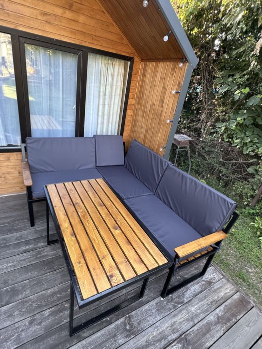 Садові меблі, садовий куток