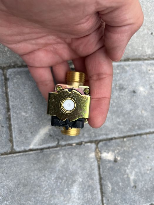 Латунний електромагнітний клапан, 3/4", 12В