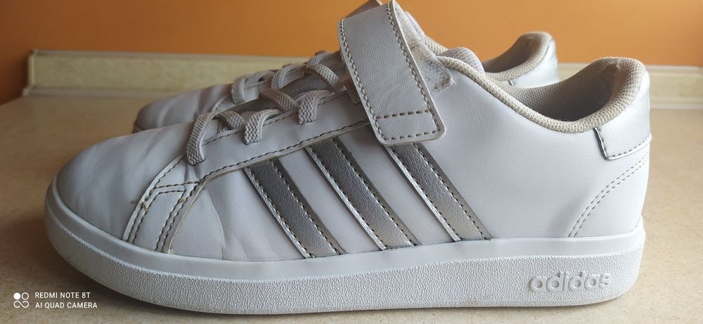 Adidasy dziewczęce 35