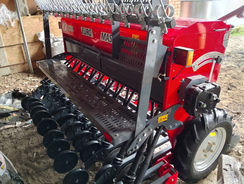 Sprzedam siewnik EURO-MASZ SRT 27