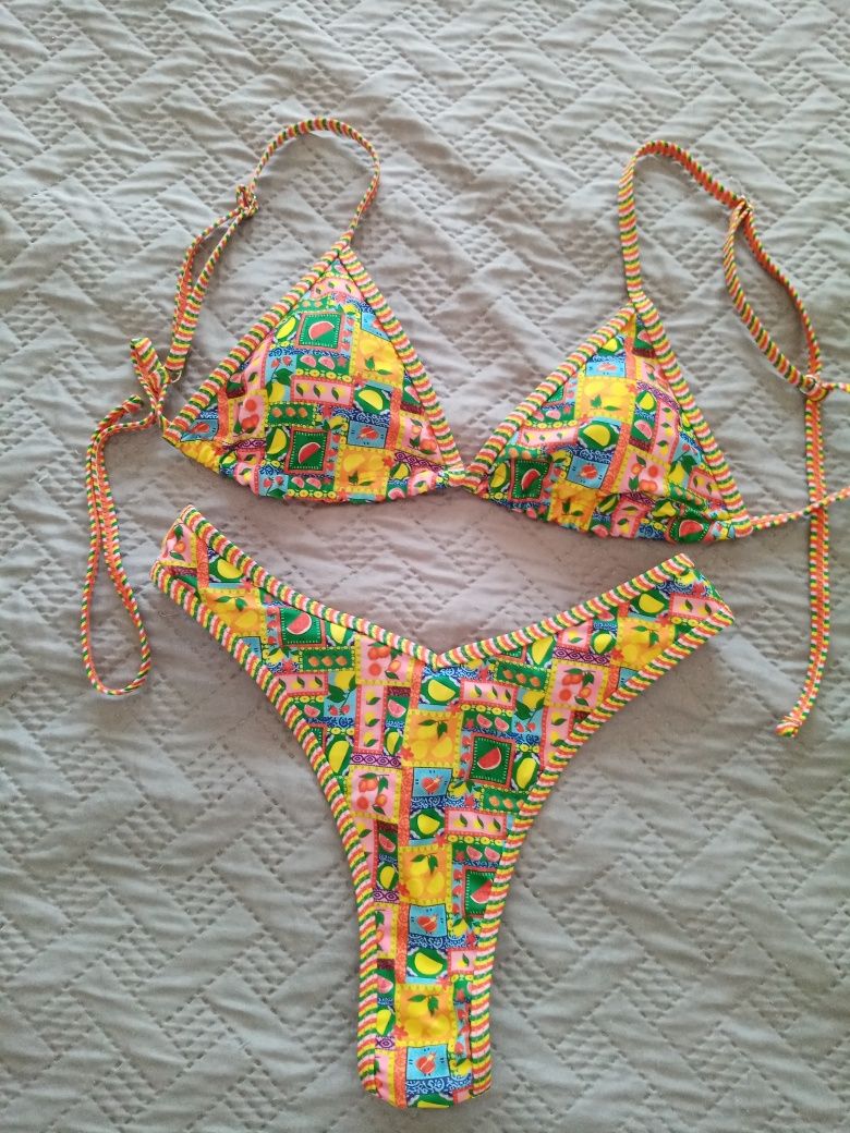 Bikini tamanho S