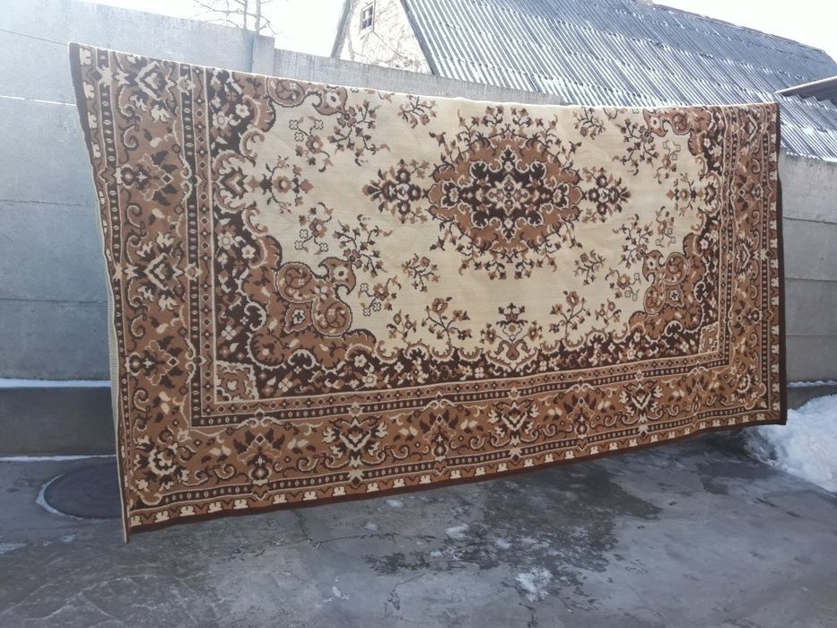 Великий Килим MADE IN GDR.  2.5×3.5 м. Ковер после чистки !