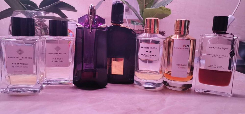 Продаю остатки в родных флаконах! Все оригинал! Парфюмированная вода S