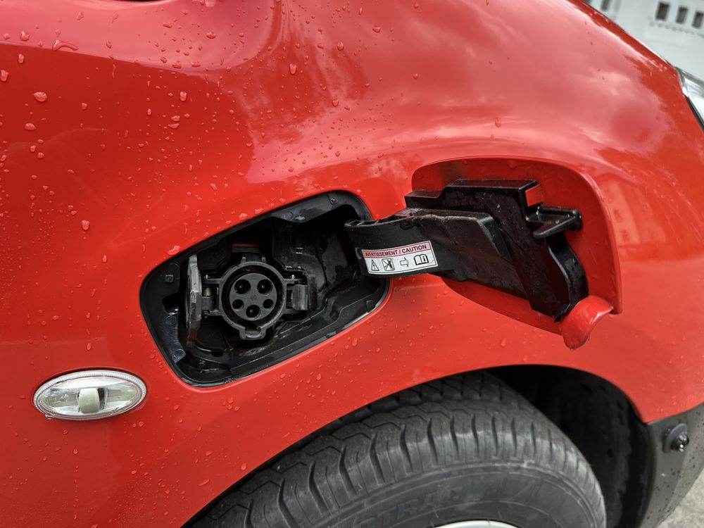 Продам Peugeot Partner Electro 2013 24 квт 133.000 км