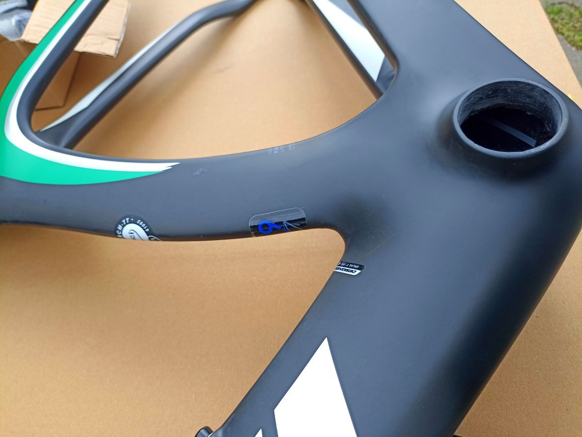 Nowa Rama Aero  Czasowa  Fuji Norcom Frame set + hamulce Widelec karbo