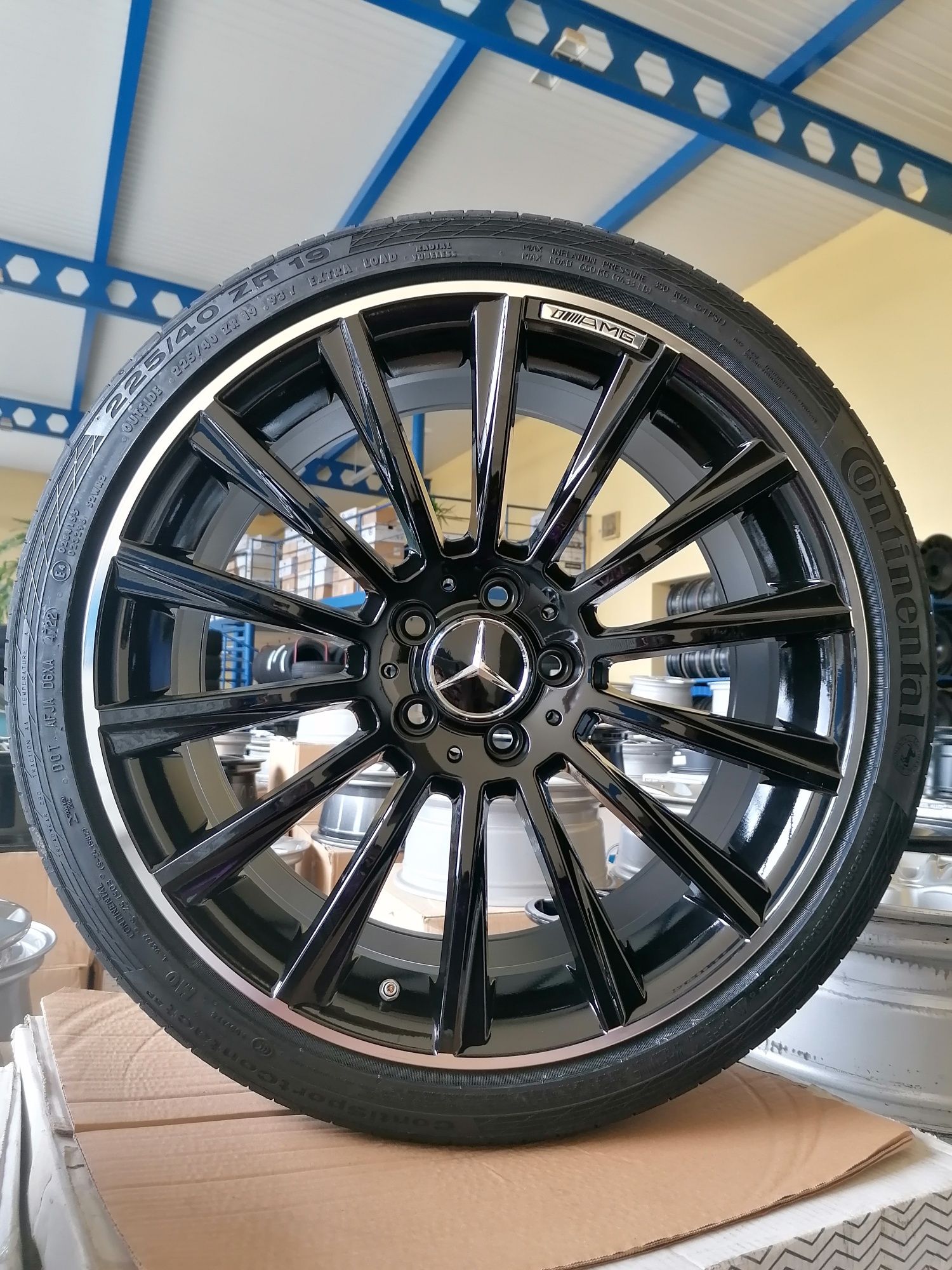 Koła aluminiowe Mercedes AMG 19 cali GLE GLC ML R 255/50R19