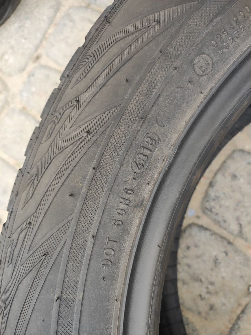 235.55.18 komplet opon zimowych Nokian WR SUV 3