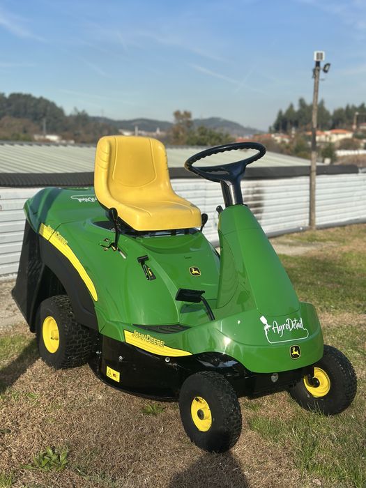 Trator Tractor Corta relva JOHN DEERE