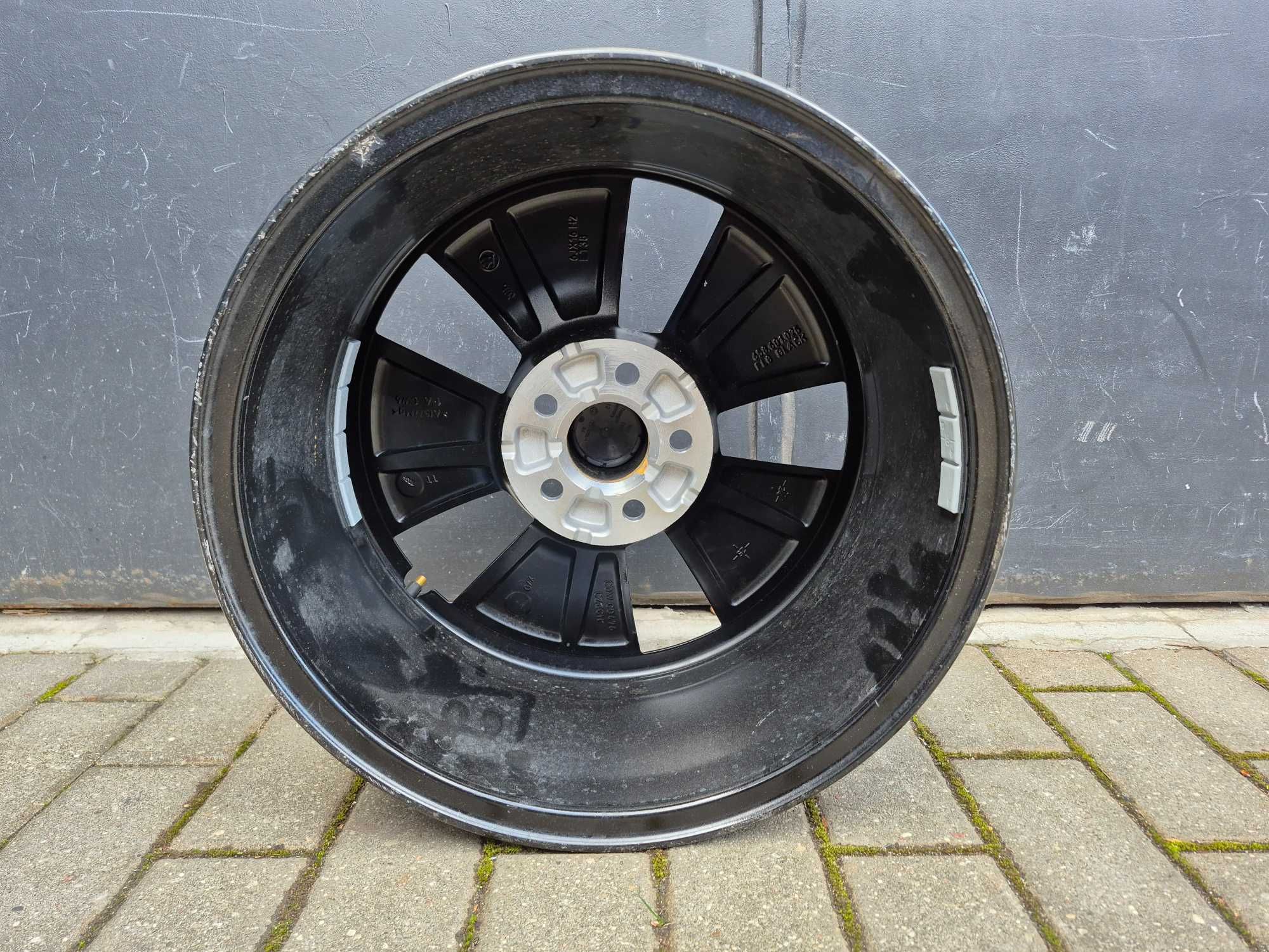 Skoda Kamiq 19- Felga aluminiowa 6.0" x 16" 5x100 ET38 oryginalna