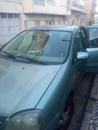 Nissan Almera tino / Peças