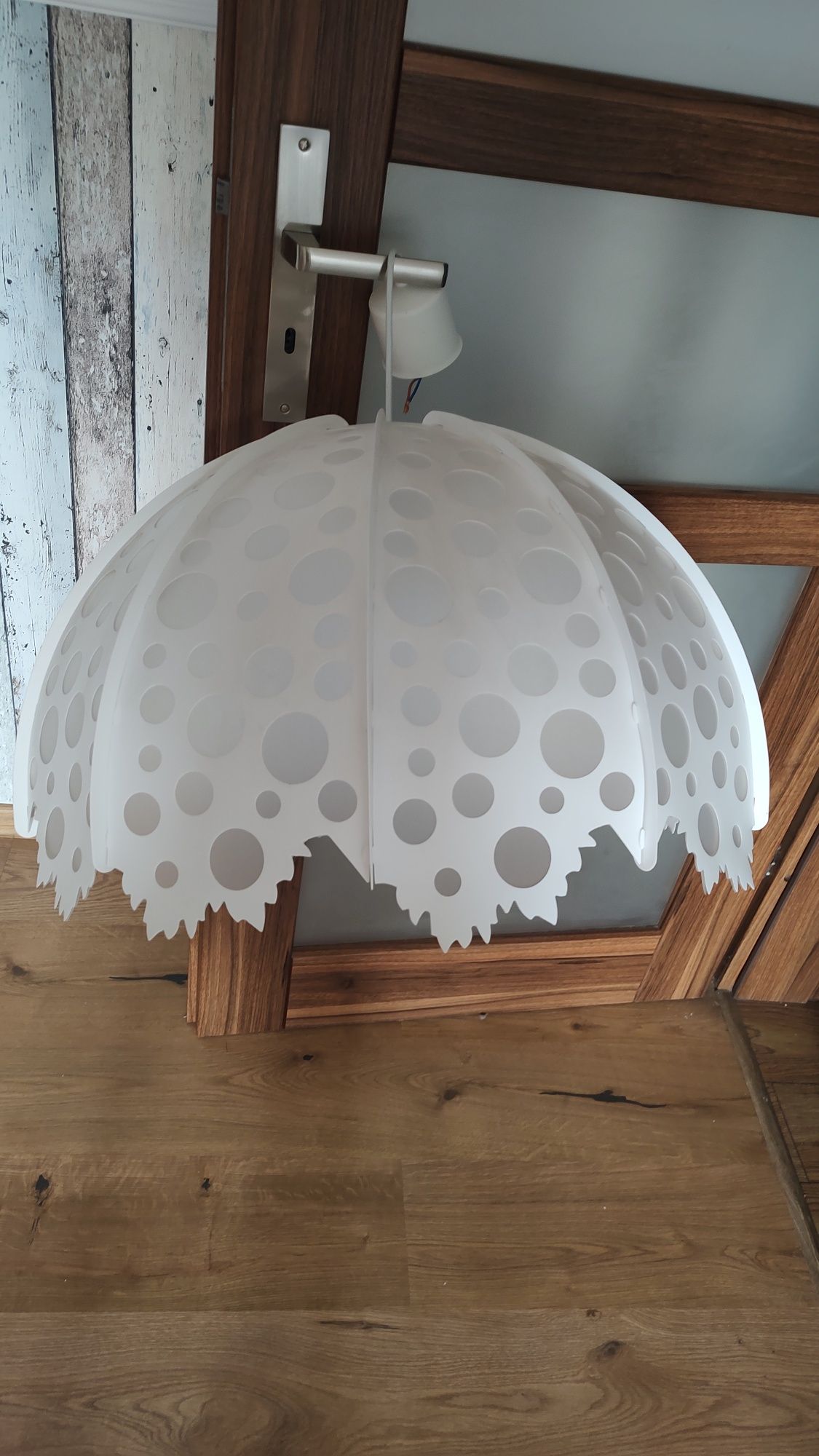 Lampa sufitowa z abażurem
