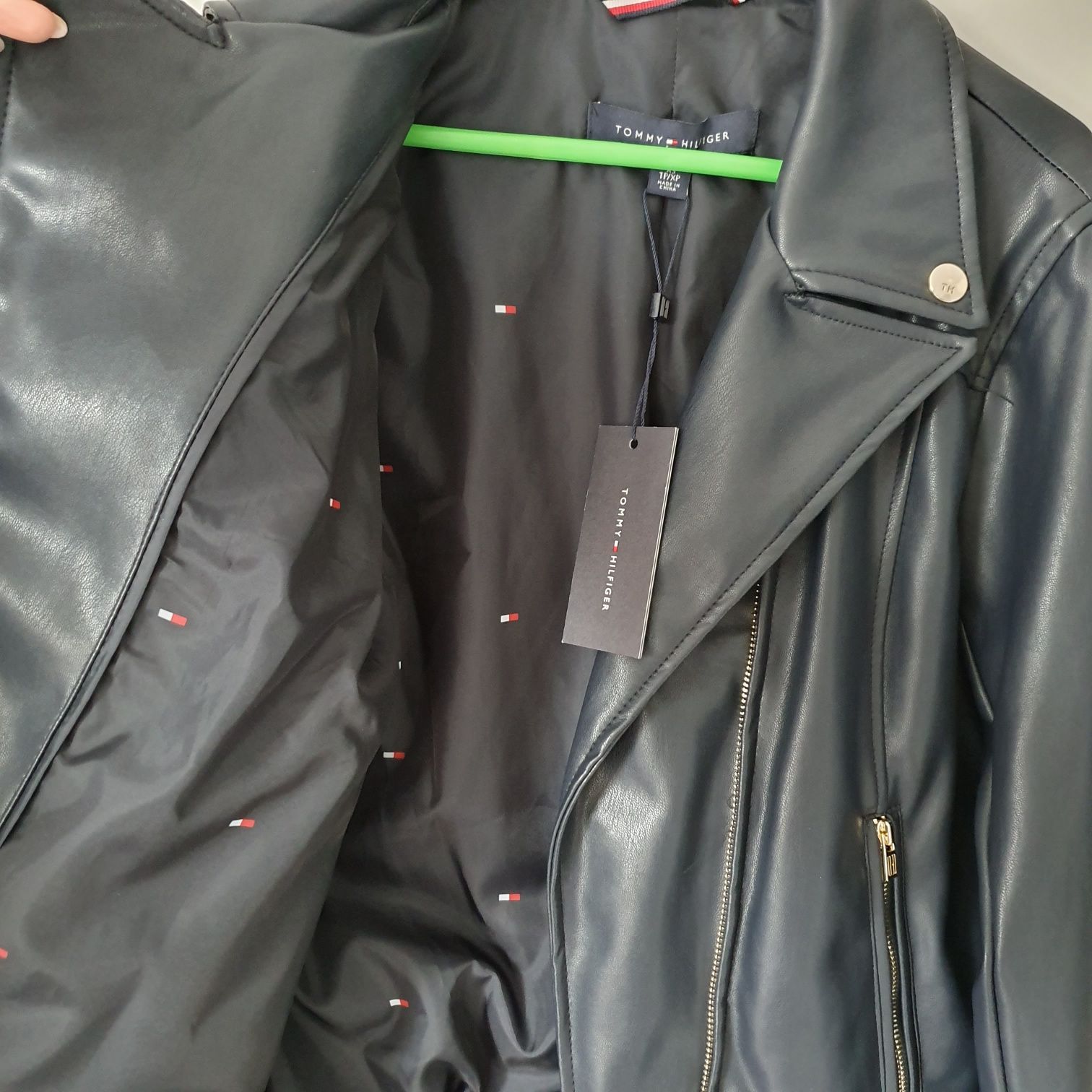 Kurtka ekoskóra, ramoneska, Tommy Hilfiger, rozm. XS/S