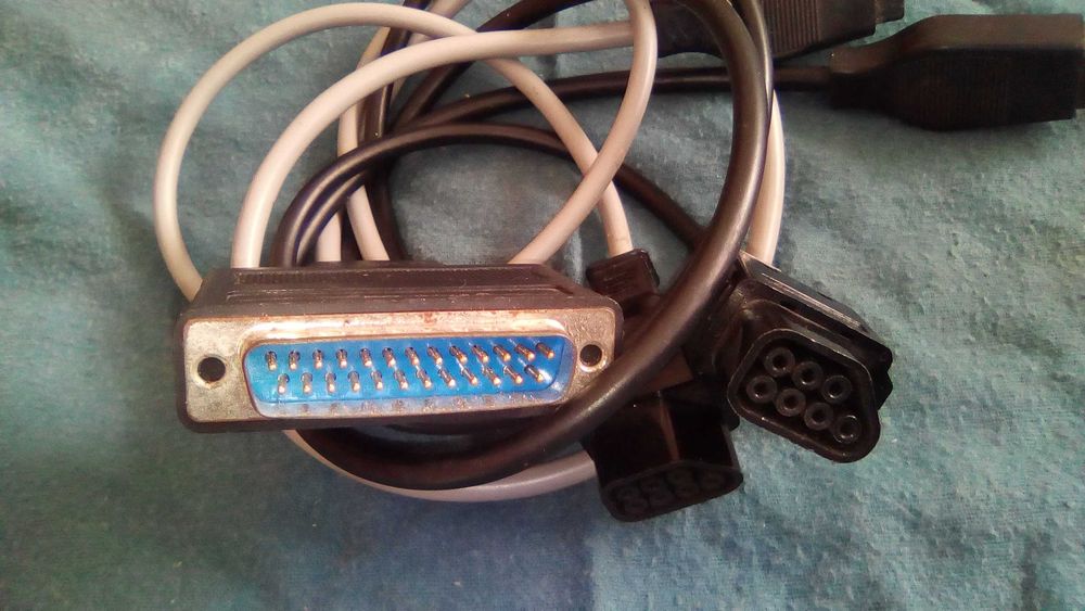 Adaptador DB25 para controladores Nintendo e Sega