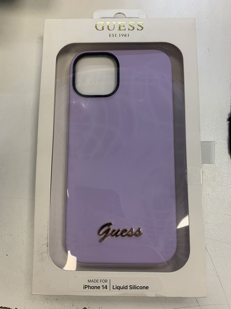 Etui Guess iPhone 14 / 13 *rozne rodzaje*