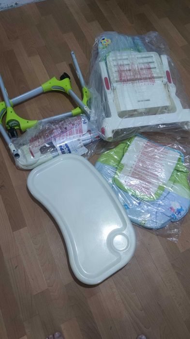 Стільчик для годування Chicco Polly 2 в 1