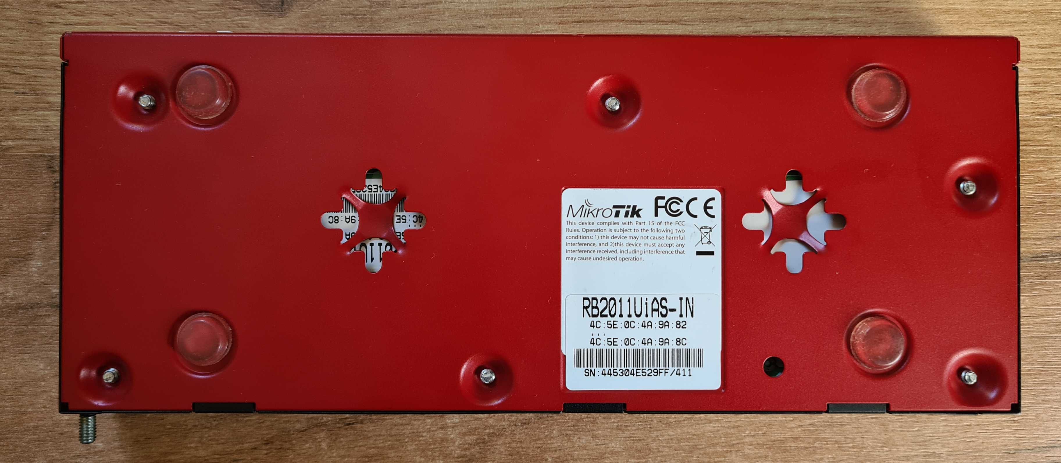 Гігабітний маршрутизатор, роутер з WI-FI Mikrotik RB2011UiAS-IN