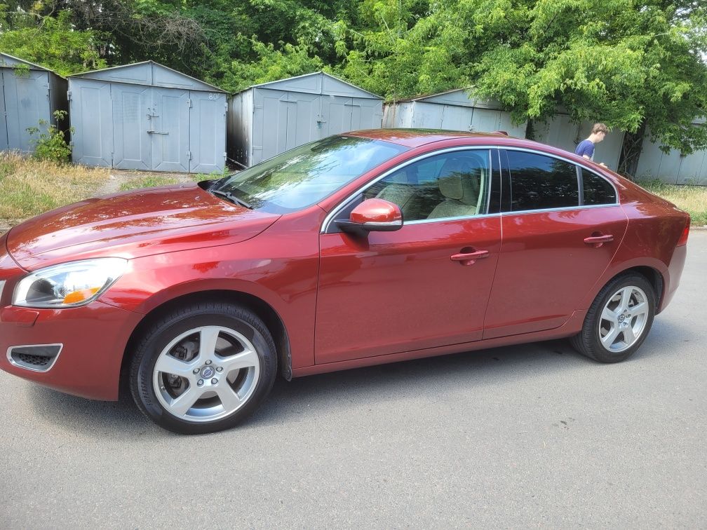 Продам Volvo s60