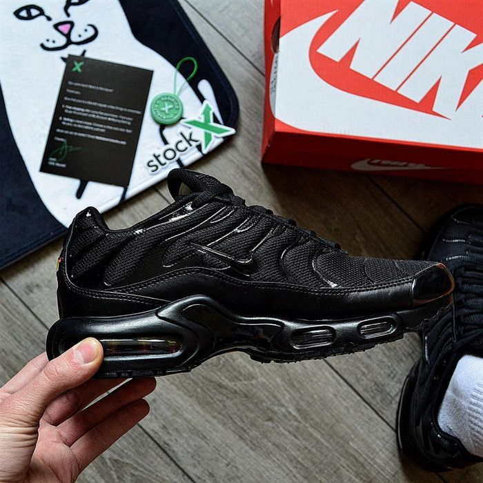 Кросівки жіночі Nike Air Max Plus TN Full Black Найк Аір Макс ТН