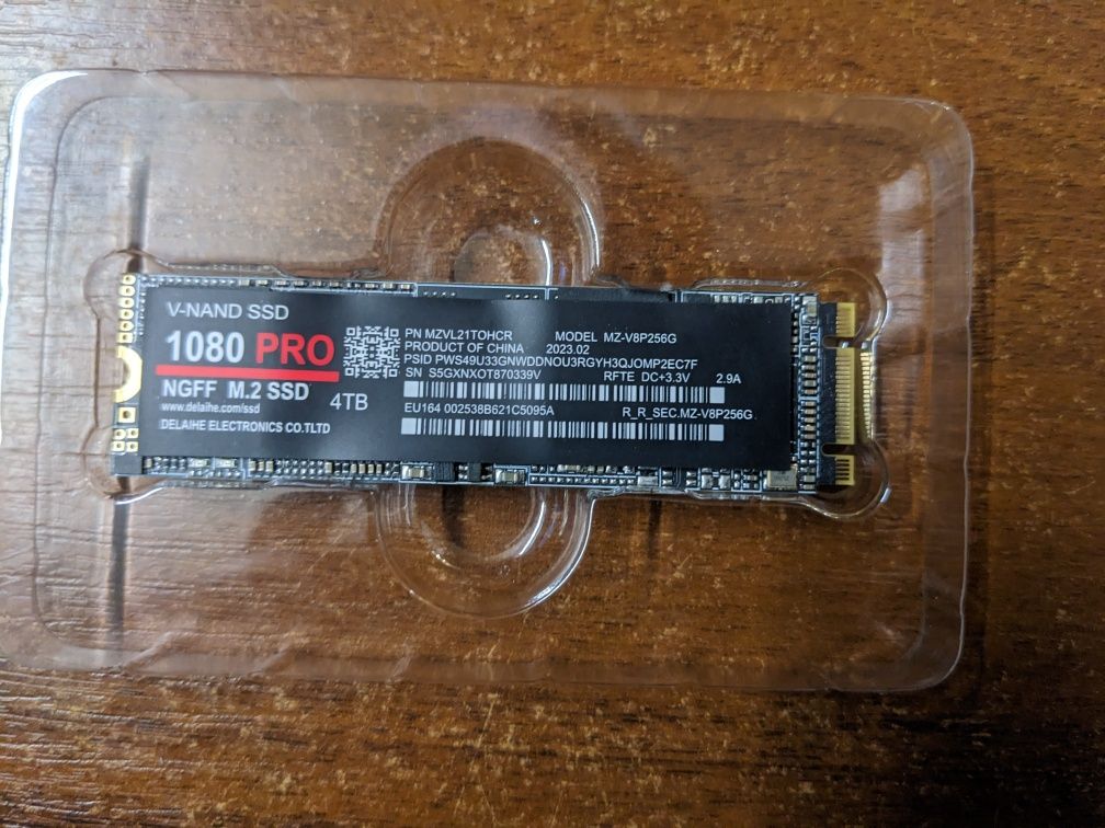 Продам новий SSD M.2 4TB