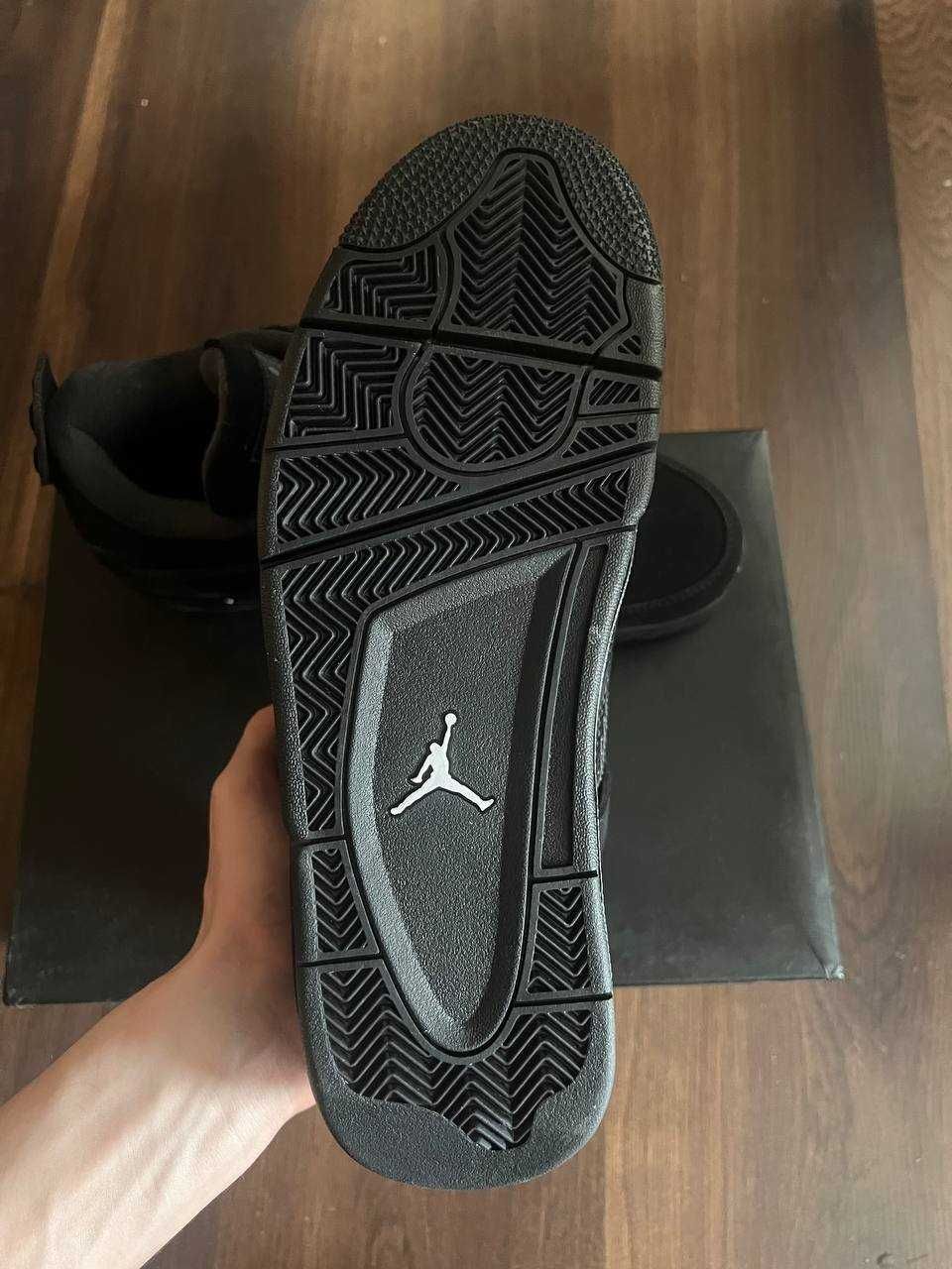 Jordan 4 Black Cat