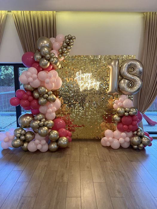 Dekoracja ścianka balonowa