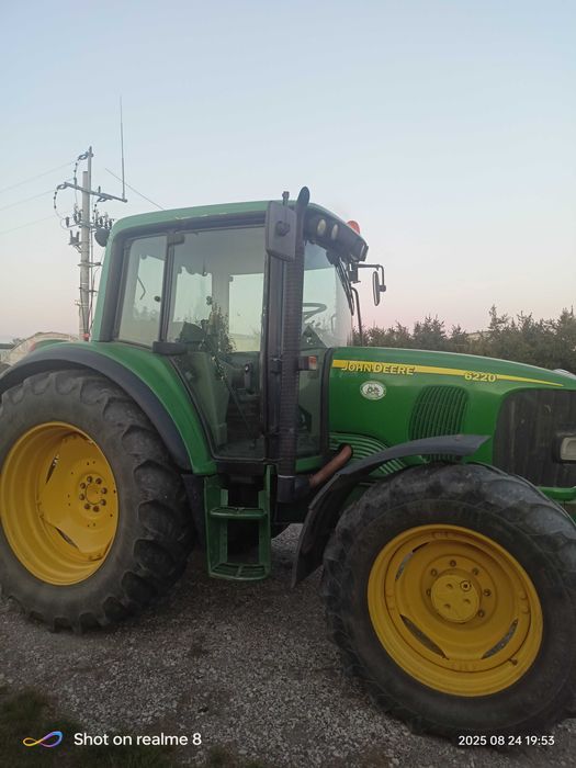 Sprzedam John Deere 6220