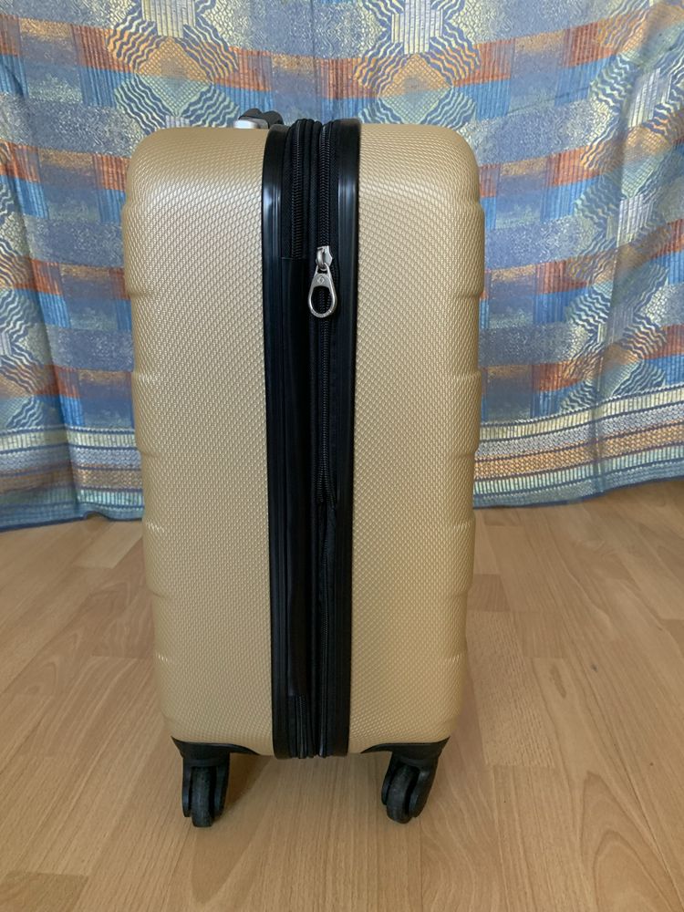 Walizka Samsonite super lekka nowa . Warszawa