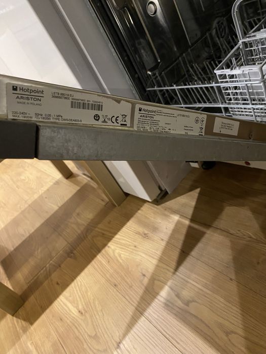 Zmywarka HOTPOINT Ariston
