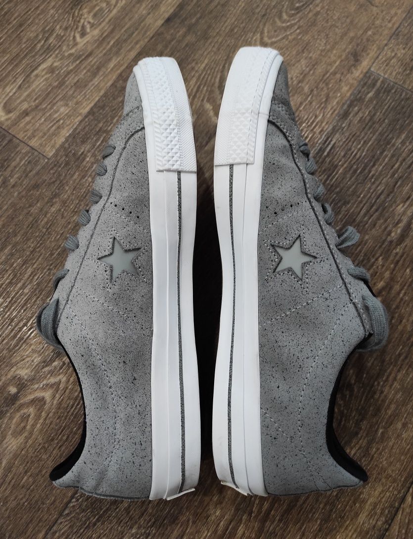 44,5 Converse оригінальні чоловічі шкіряні кросовки,кеди