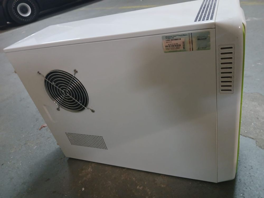 Vendo torre de computador Clasus + acessorios